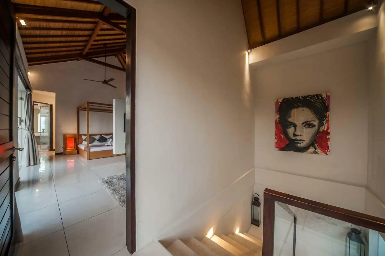 Luxury Villa Juno Seminyak 印尼