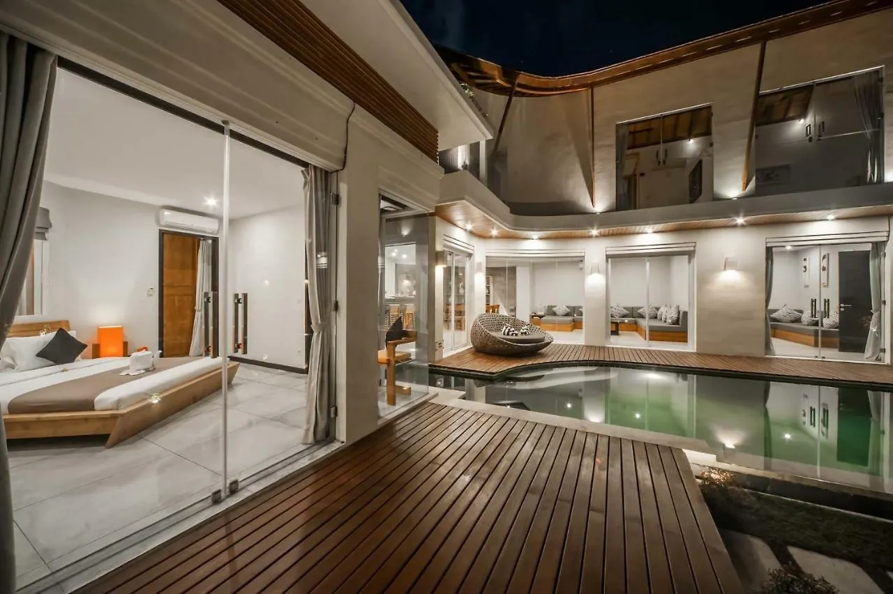 Luxury Villa Juno Seminyak