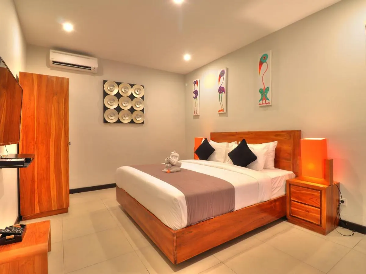 Luxury Villa Juno Seminyak  塞米亚克