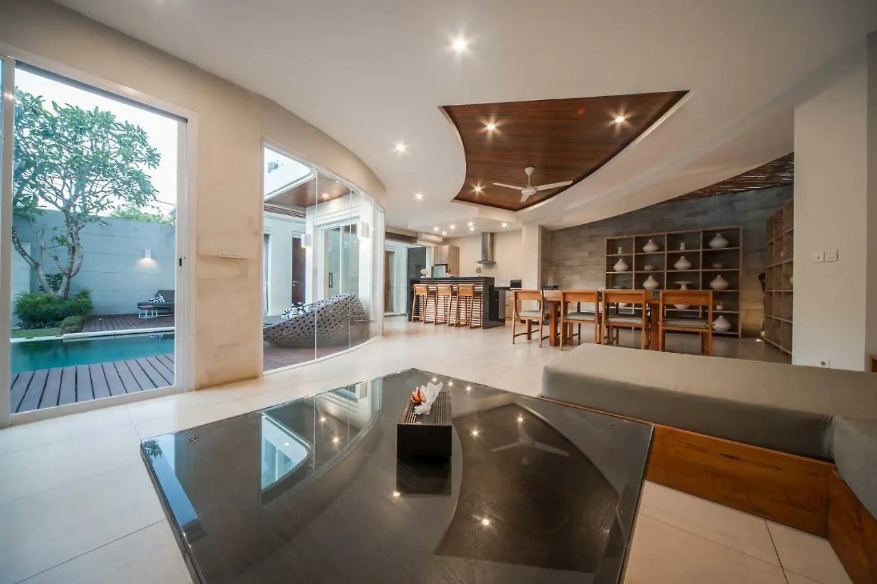 Luxury Villa Juno Seminyak 0*,